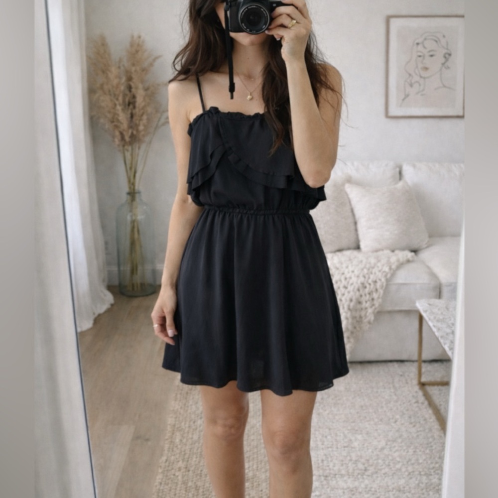 Aritzia Wilfred 100% Silk Emmanuel Ruffle Midi Dress in Black XS LBD Party